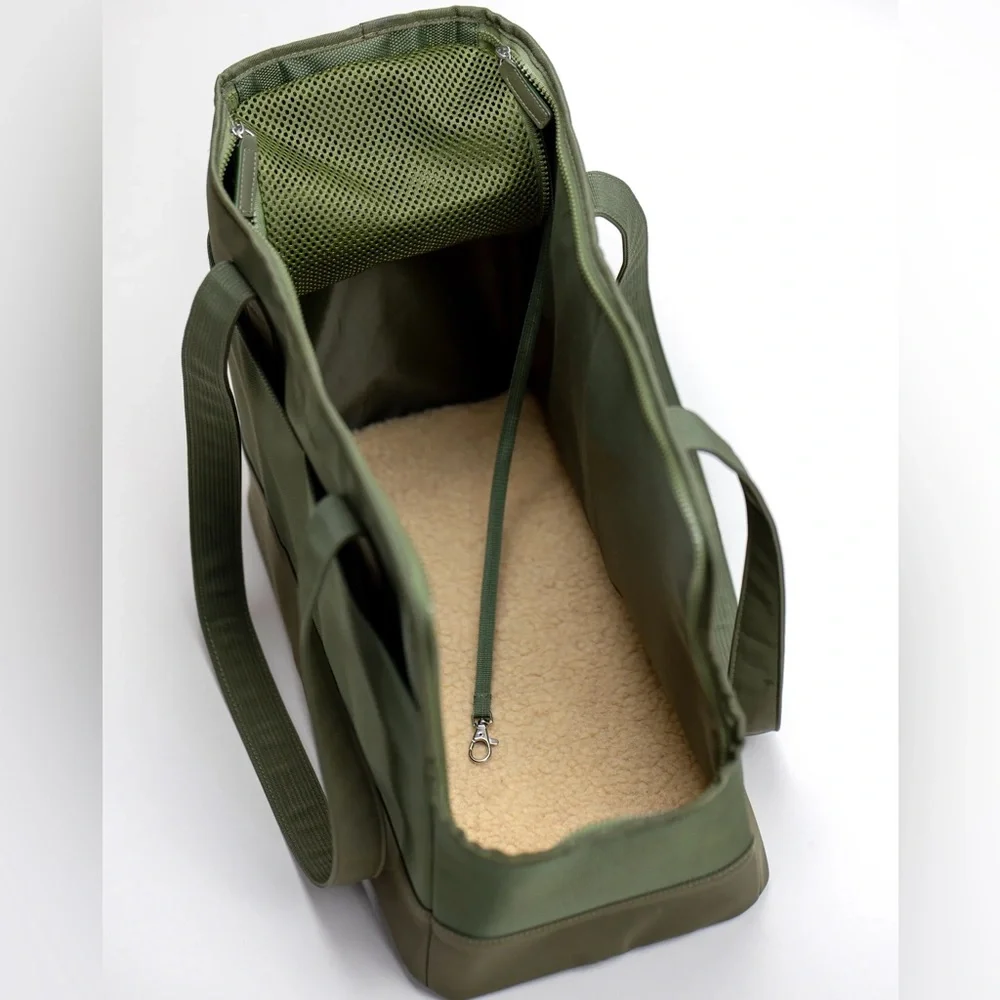 Oskar&Friends Sage Green Pet Tote Bag